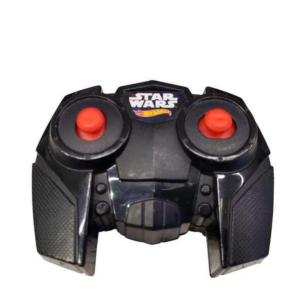 Hot Wheels Star Wars Darth Vader 2011 Star Wars Character RC Car - Picture 3 of 16